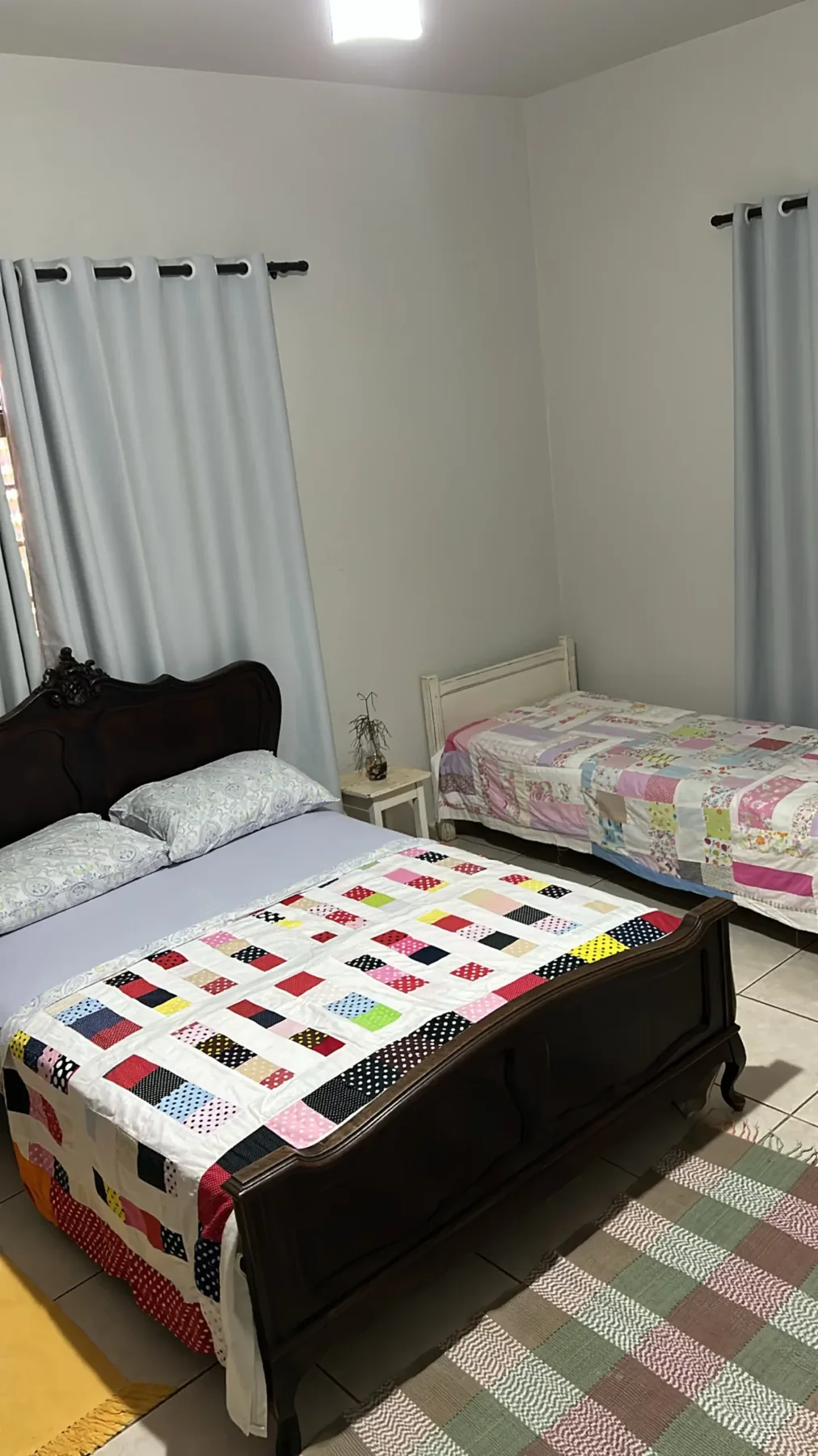 Quarto Romeu e Julieta da Pousada Machado em Frutal